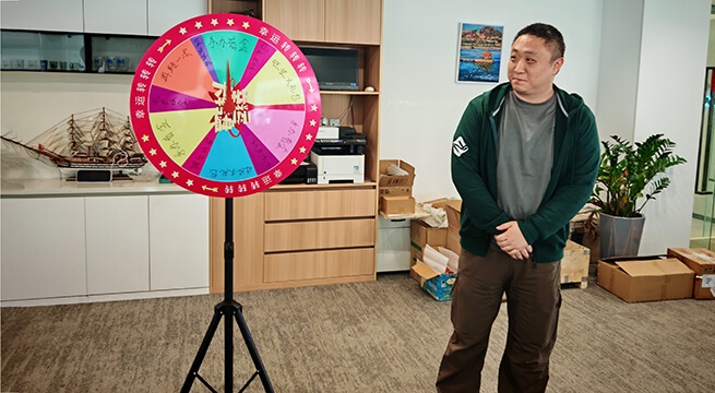 First Sale Achieved! A Strong Start for Evan Chu