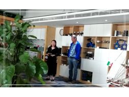 Поздравляем Тину с годовщиной работы