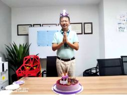 С Днем Рождения Оуэна