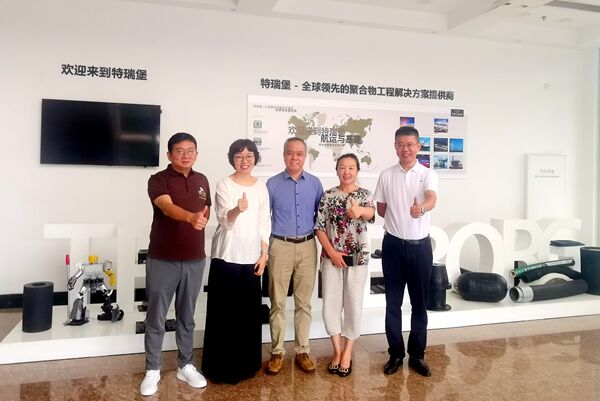 Основатель и генеральный директор I-FLOW посетил шведскую компанию TRELLEBORG с вековой историей. Основатель и генеральный директор I-FLOW посетил шведскую компанию TRELLEBORG с вековой историей.