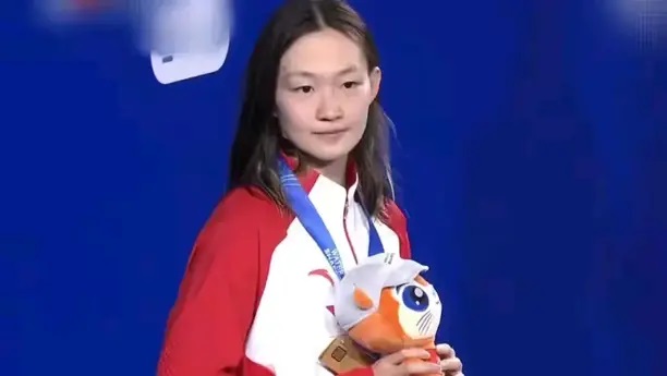 Ли Бинцзе побил азиатский рекорд на чемпионате мира по плаванию