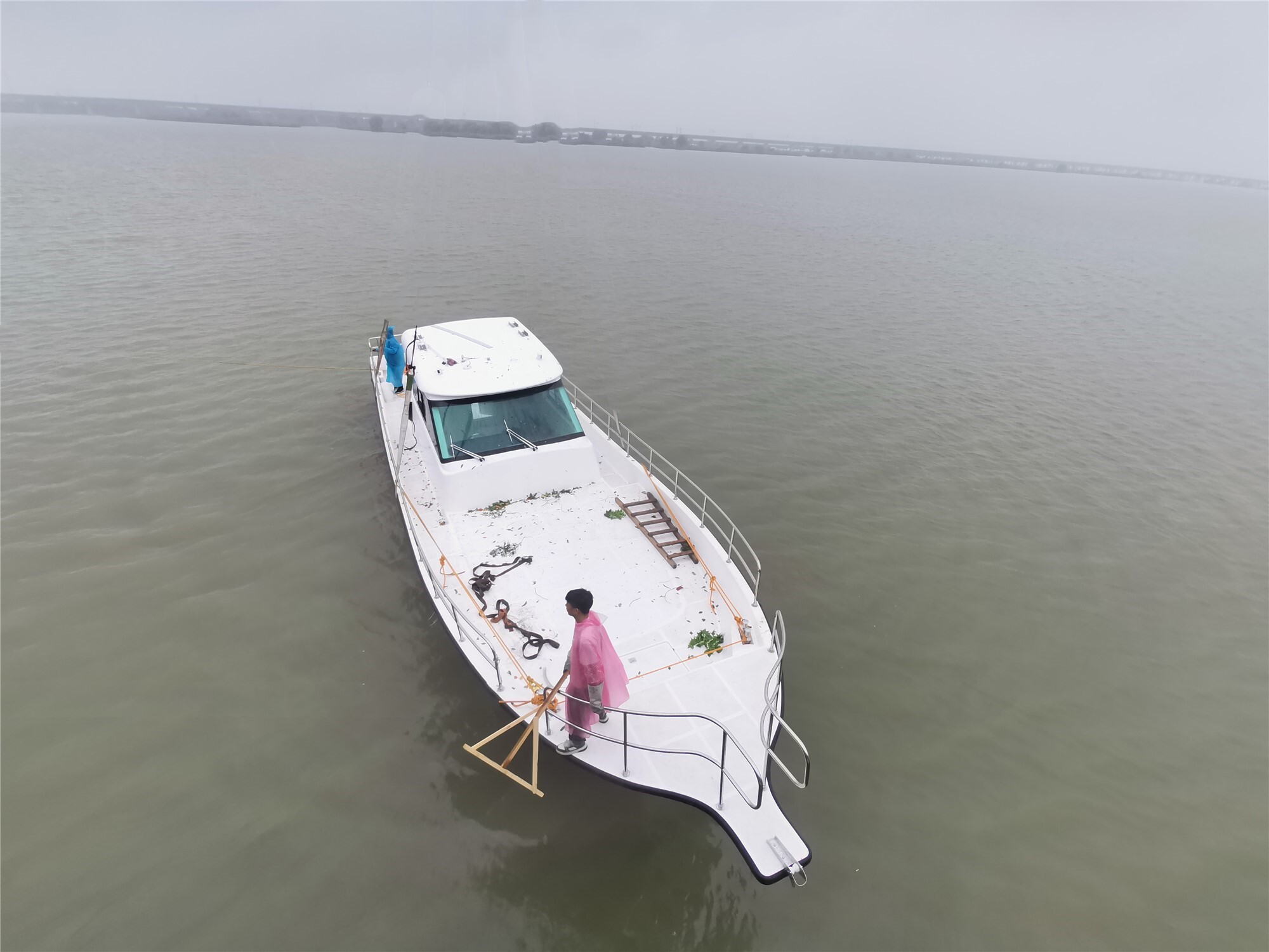 Grandsea 52 英尺深海玻璃纤维船舱渔船，配备柴油发动机出售