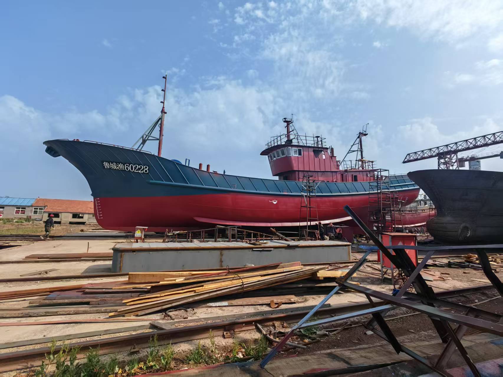 110英尺/34米钢制深海尾拖网冷冻渔船出售