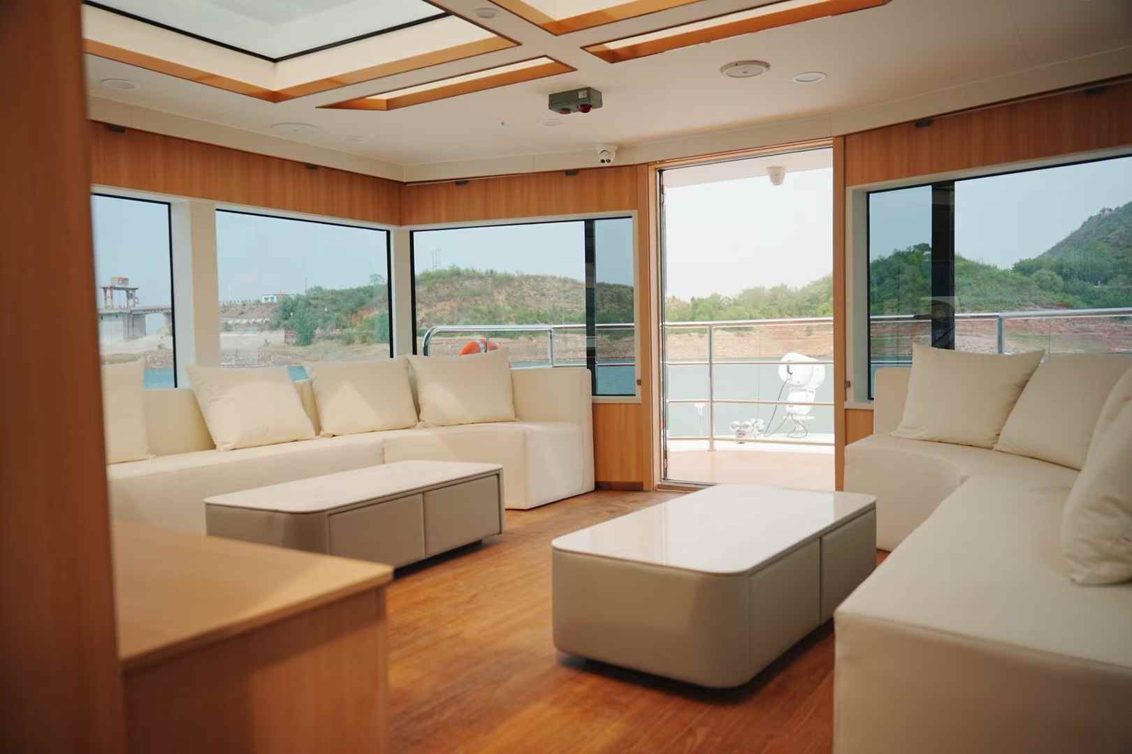 Grandsea 24m Steel Hull Double Decker Dinner Party Sightseeing Crew Boat 待售