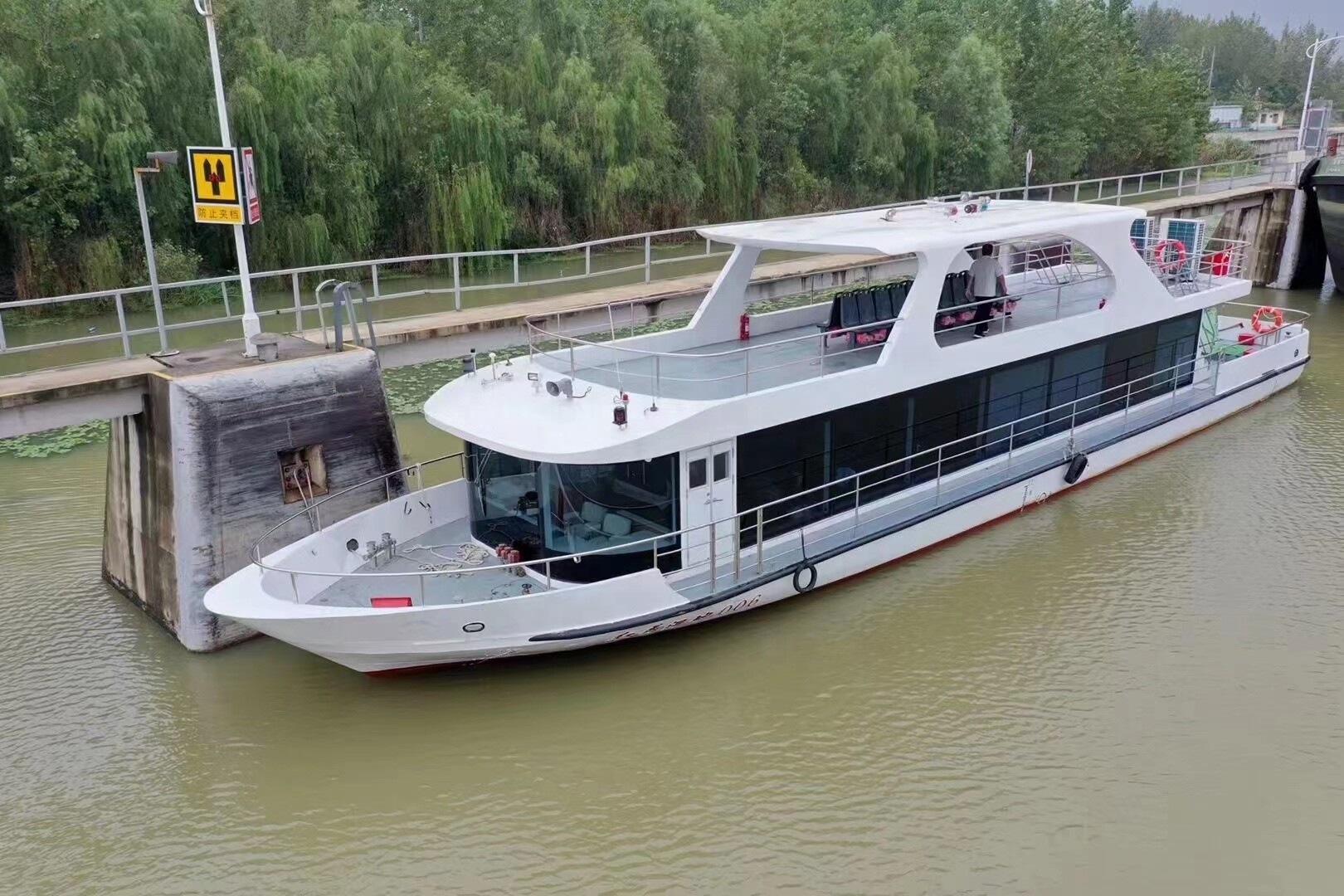 Grandsea 24m Steel Hull Double Decker Dinner Party Sightseeing Crew Boat 待售