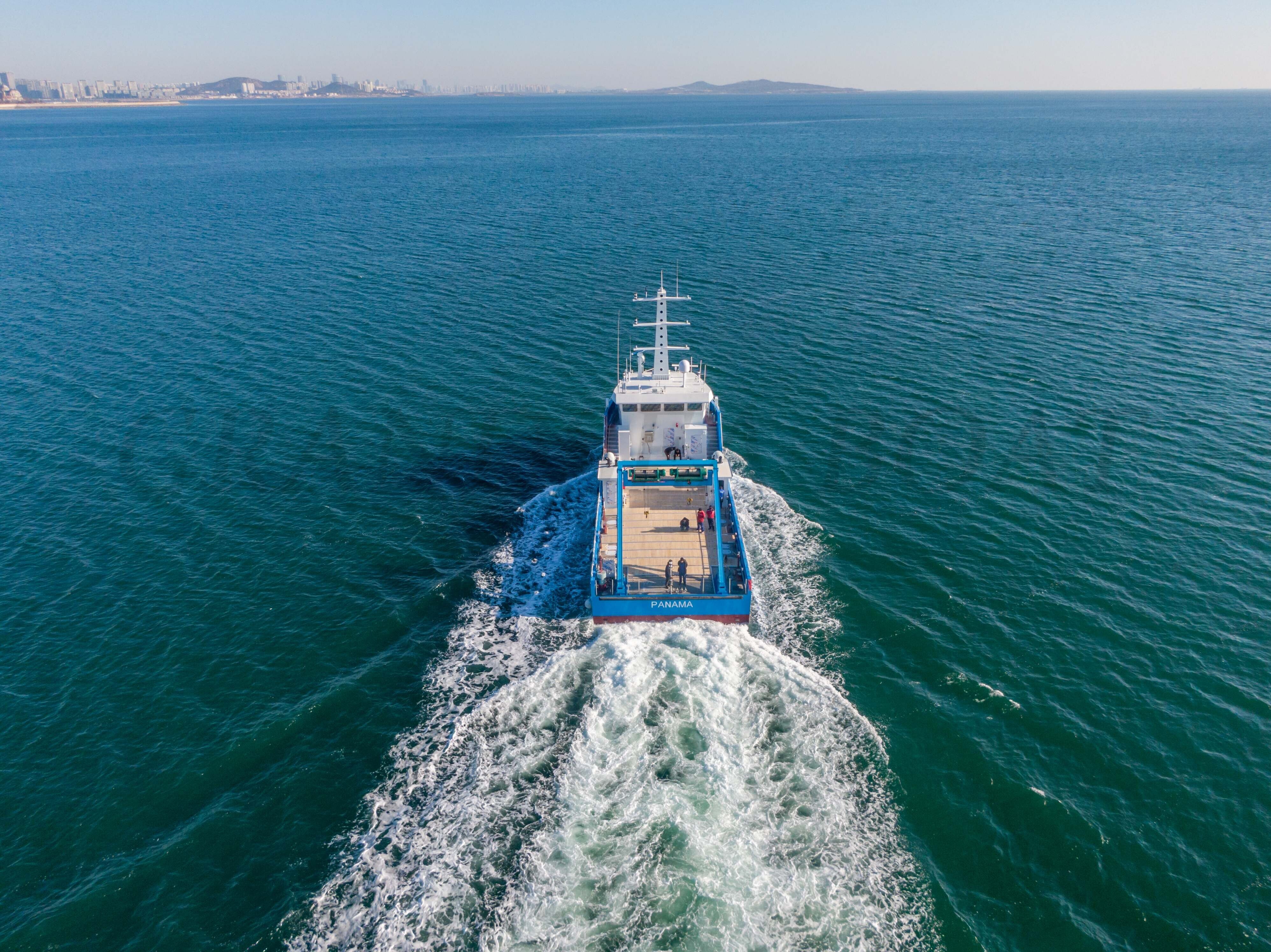 Grandsea 32 米快速多用途船平台补给工作船