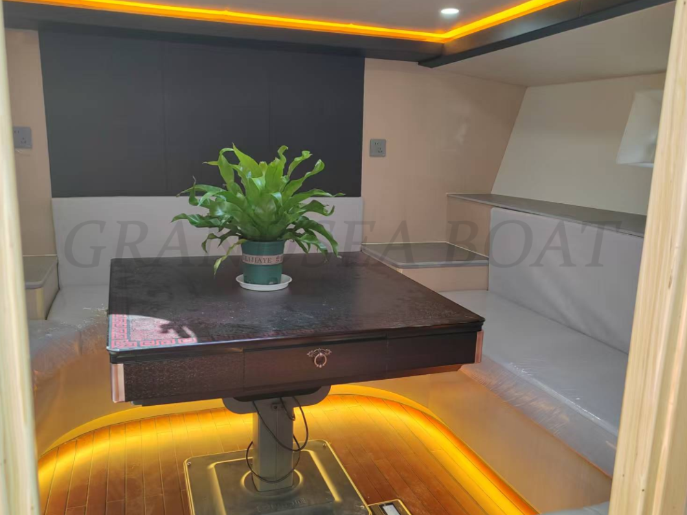 Grandsea 20m FRP Luxury Pleasure Cabin Cruiser Motor Yacht 待售
