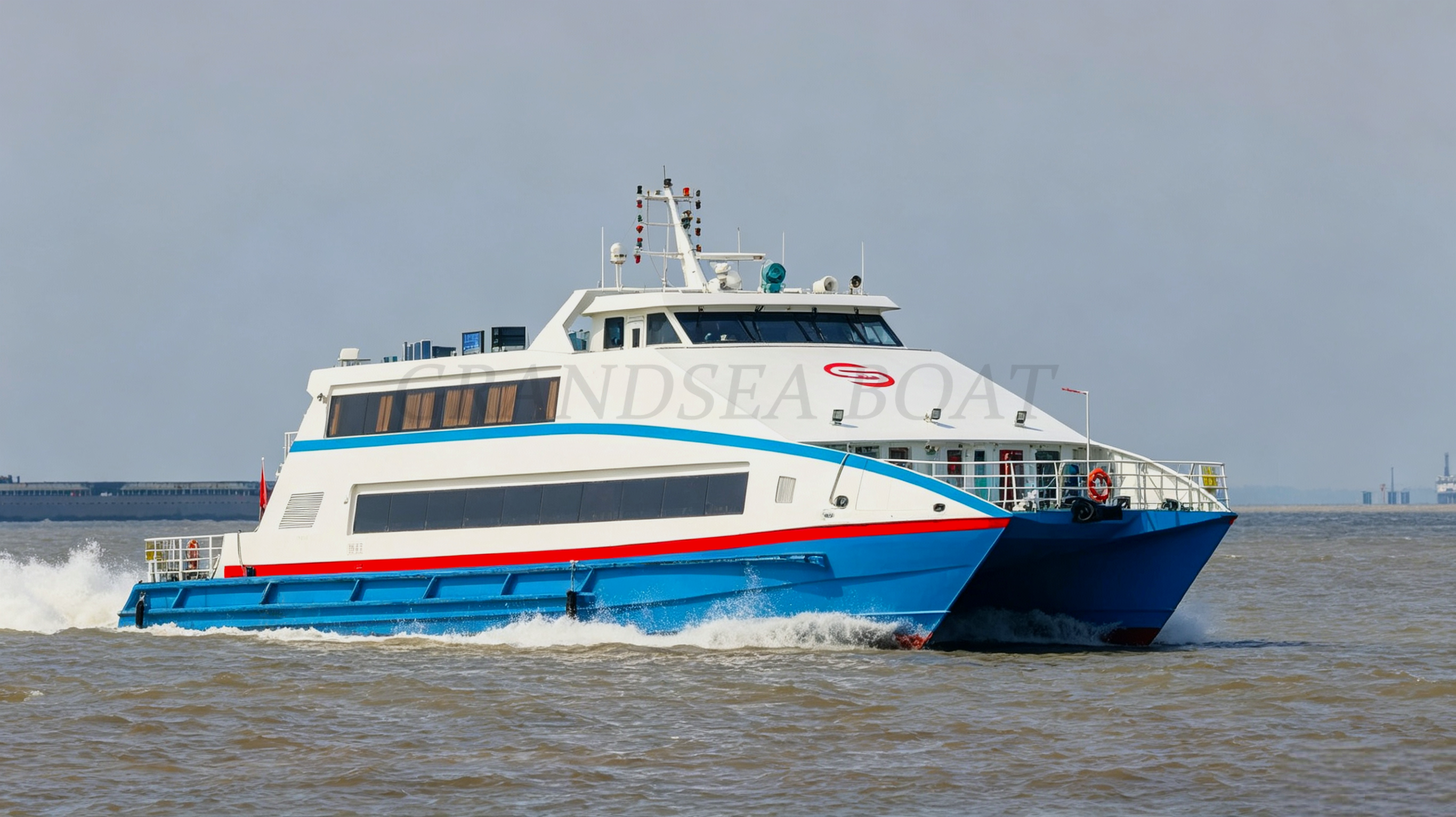 Grandsea 33米 300座铝制双体渡轮出售