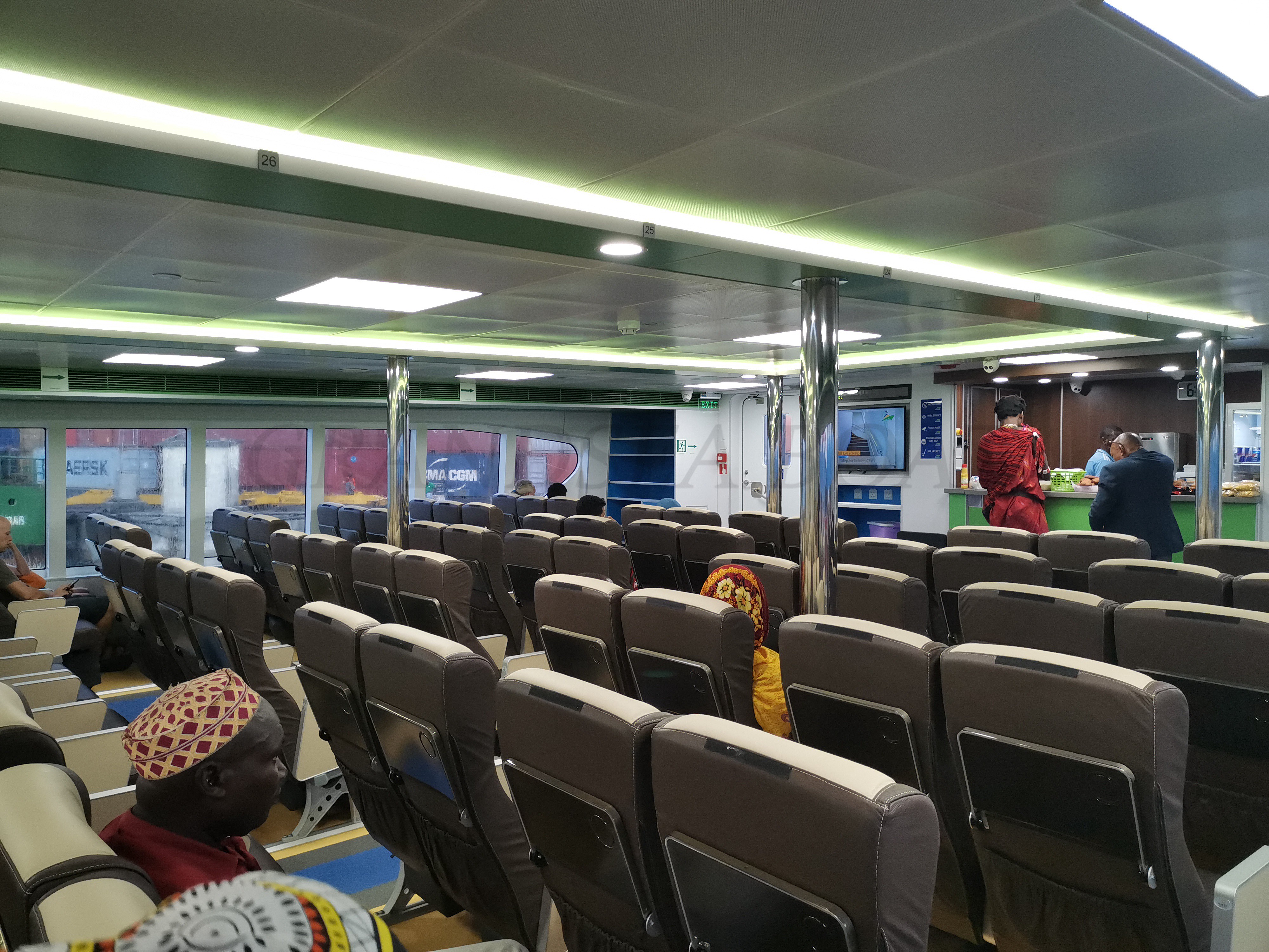 Grandsea 37米碳纤维船体260座高速双体喷水推进喷射渡轮岛屿旅游客船出售