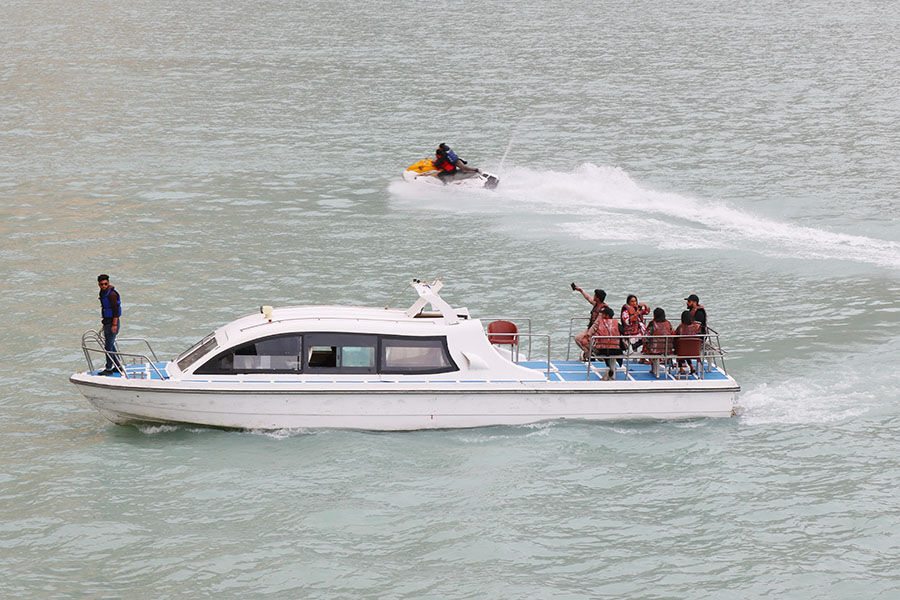 中国 11.8m GRP 20 乘客舷内柴油机渡船待售