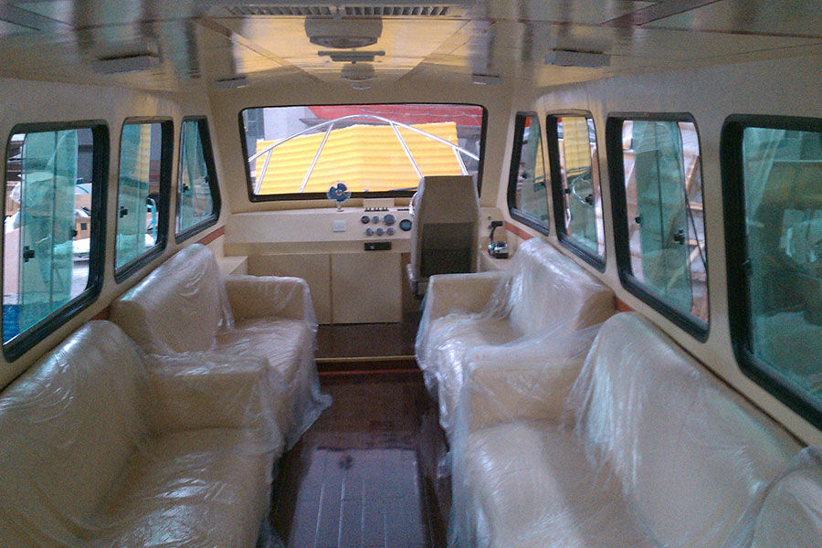 1180万30人玻璃钢舷外机高速客船出售