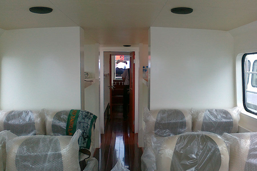 出售 18m 60 人铝壳客船