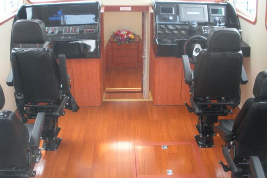 出售 Grandsea 船 18m/59ft 60knots 高速拦截和突击巡逻艇