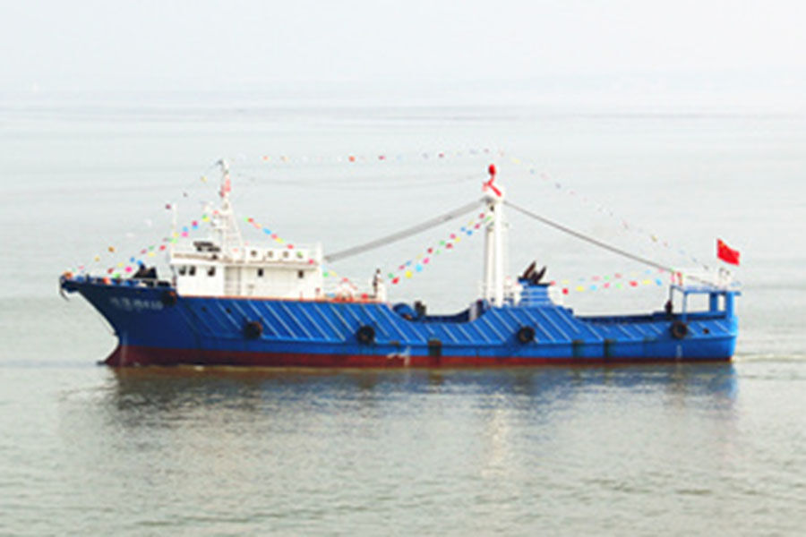 出售 Grandsea 45m Deep Sea Commercial Stern Trawler 渔船