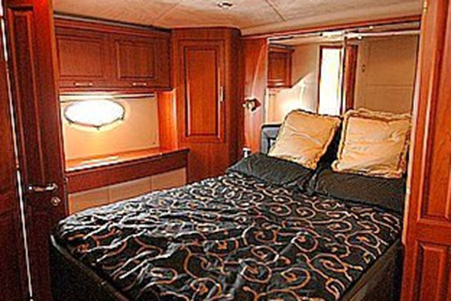 Luxury Speed Cabin Cruiser Boat Sport Yacht for Sale
