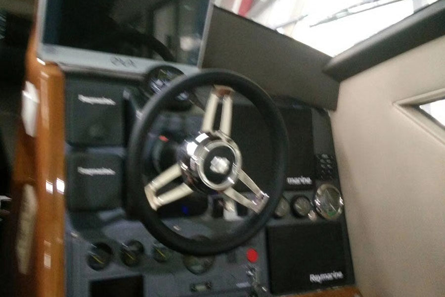 出售 Grandsea 45 英尺玻璃纤维渔船，配备柴油舷内发动机