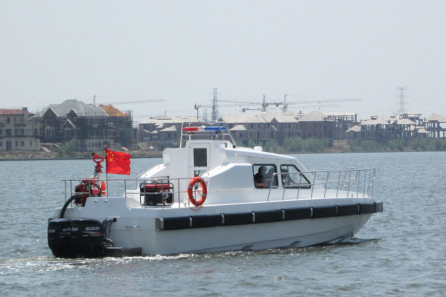 出售 Grandsea 40-41 英尺玻璃钢快速消防救援船带舷外发动机