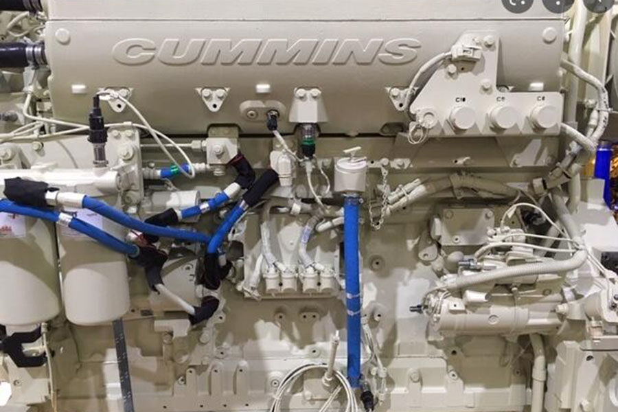 中国制造的 450hp-700hp 康明斯 KTA19 柴油船用发动机出售俄罗斯