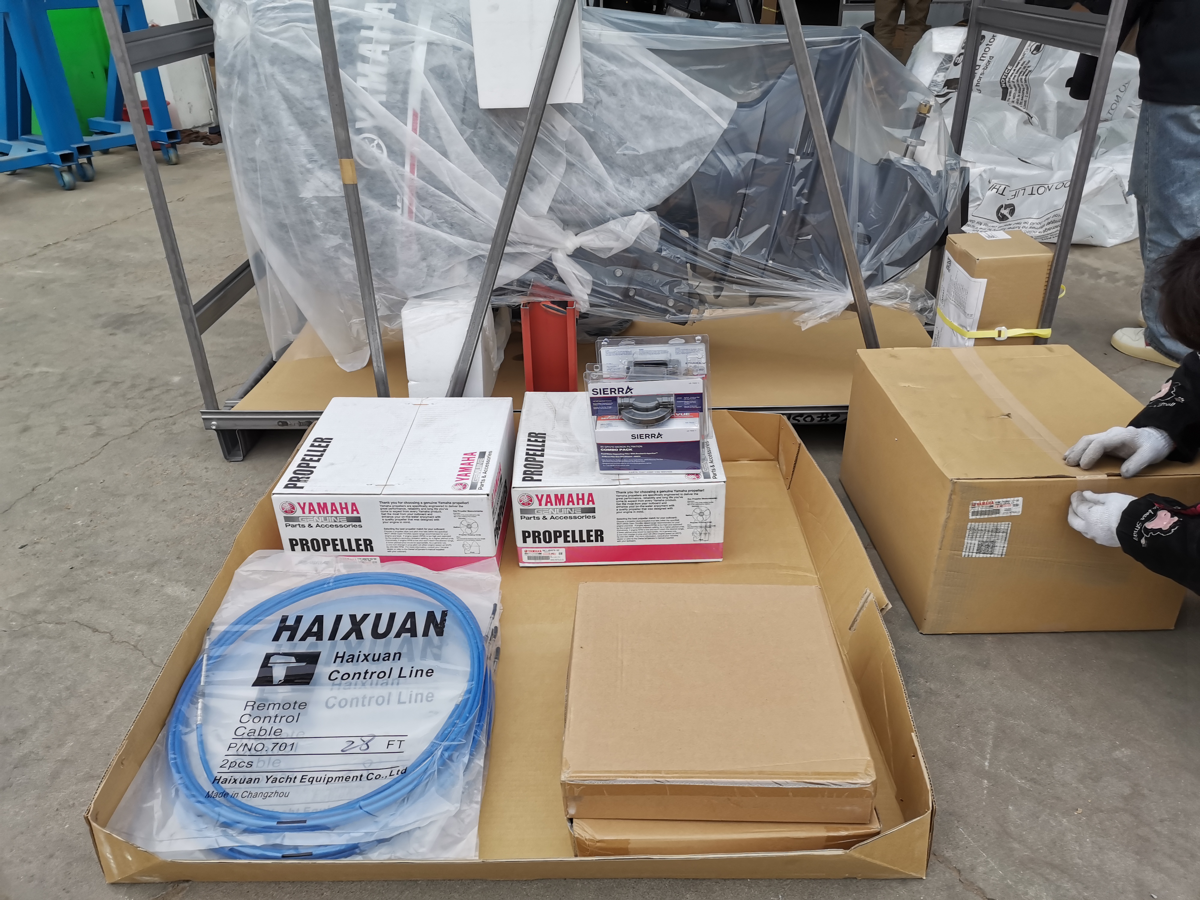 雅马哈正品舷外发动机日本制造 F200BETX 200hp 发动机出售