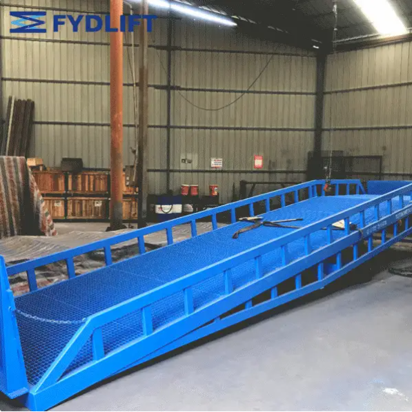 移动式液压升降机厂家 移动式液压升降机厂家供应价格 苏州菲亚达