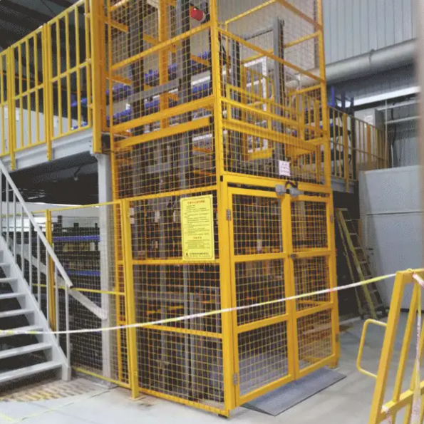 厂家导轨式液压升降平台 还有更多机械部件