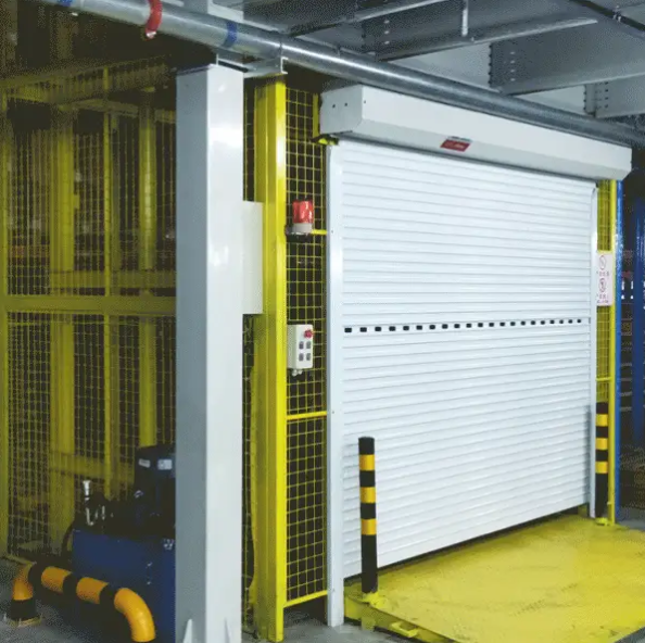 供应导轨式电动液压升降货梯 仓库升降货梯 导轨式升降货梯