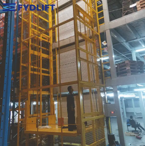 供应导轨式电动液压升降货梯 仓库升降货梯 导轨式升降货梯