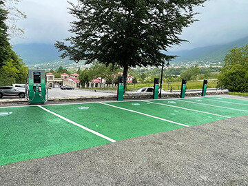 Автомобильная зарядная станция для электромобилей Teison AC&DC в Аризоне, 2024 г.