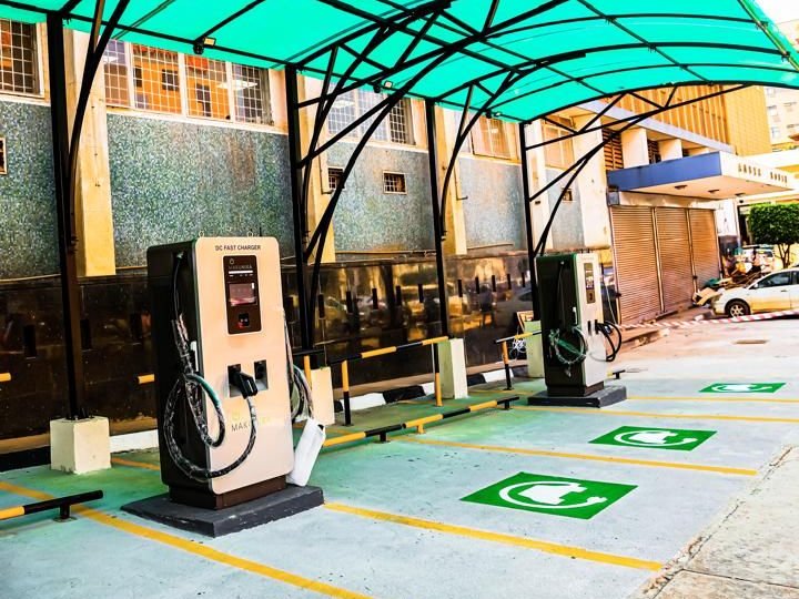 Станция быстрой зарядки постоянного тока Teison мощностью 120 кВт в Африке, 2024 г. Станция быстрой зарядки постоянного тока Teison мощностью 120 кВт в Африке, 2024 г.