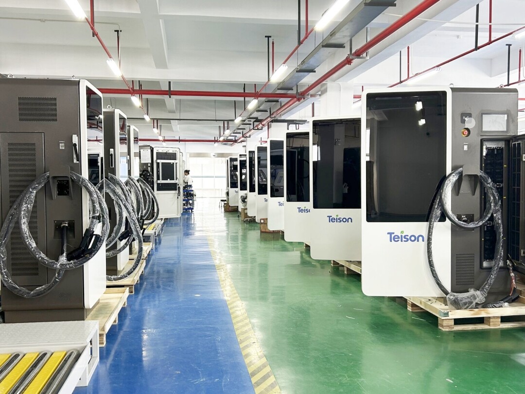 Глобальная инфраструктура станций медленной и быстрой зарядки. 