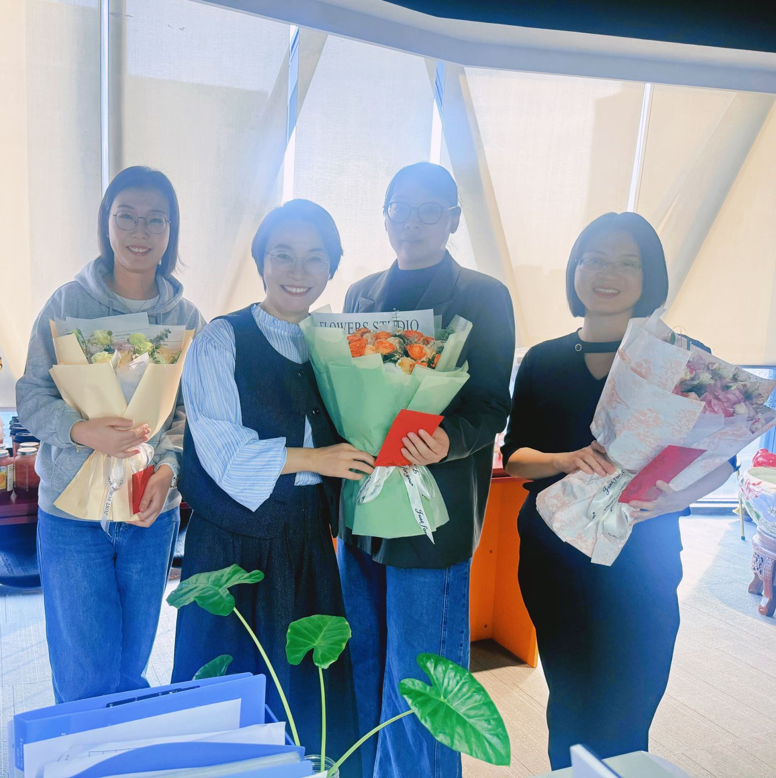 Празднование Международного женского дня в Teison Group