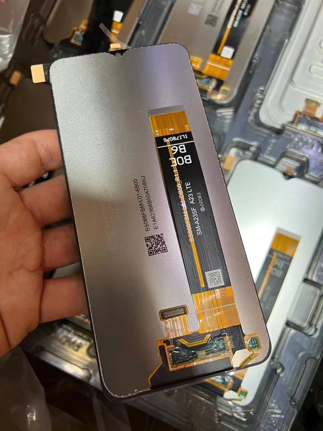 LCD screen for mobile phones	