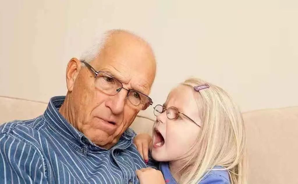 耳朵老了，大脑也老了，浅谈老年性聋的危害和防治