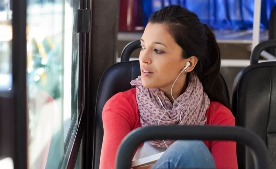 怎样听音乐不损伤听力