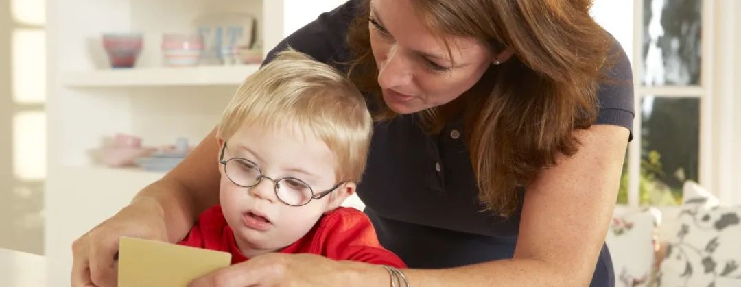 什么是听力障碍？对孩子的语言发展会产生什么影响？该怎么办？