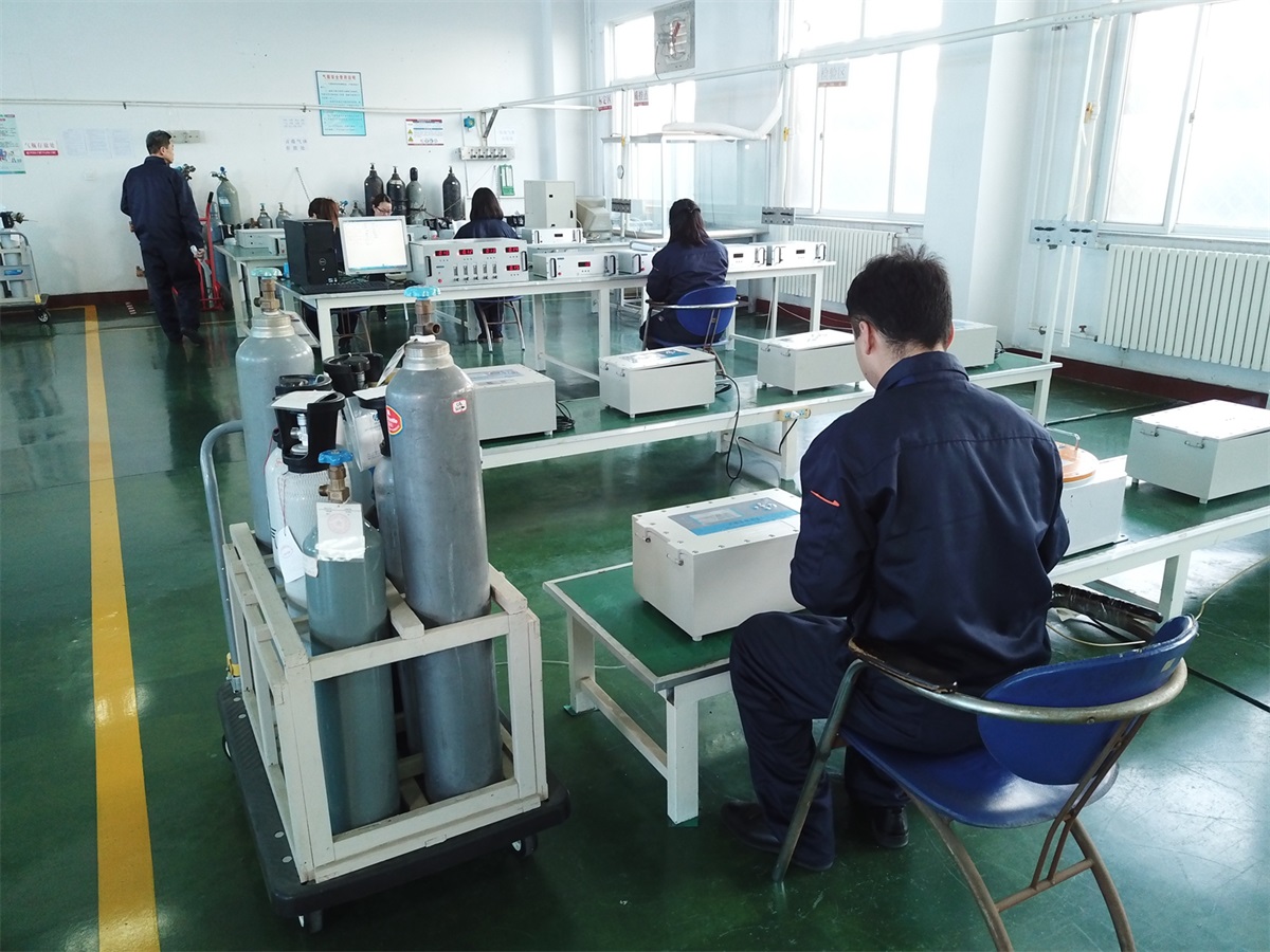 5 Industries That Benefit Most from Advanced Air Quality Analyzers