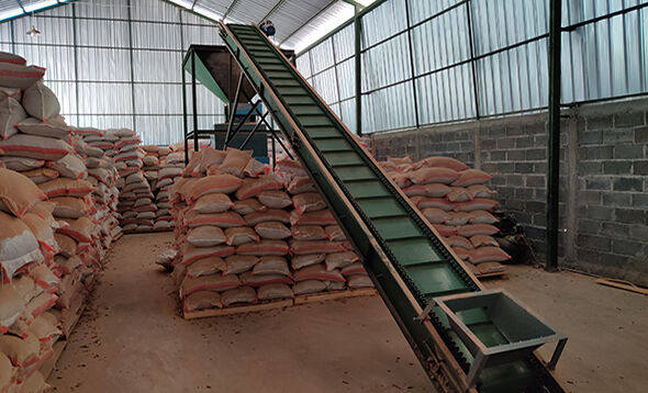 制作和售卖颗粒，当然少不了一台包装机