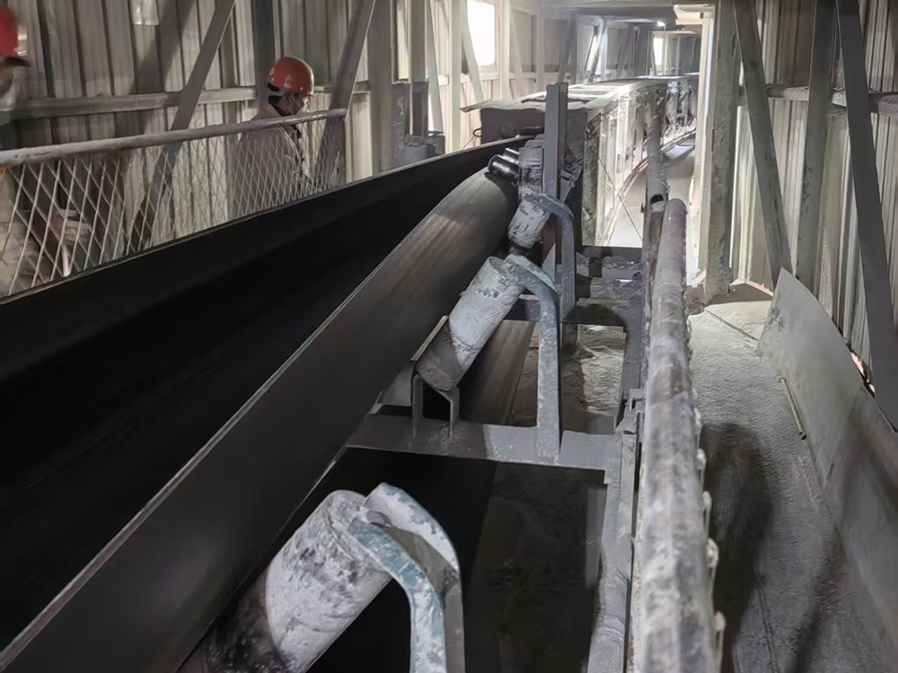 Трубчатый конвейерный пояс