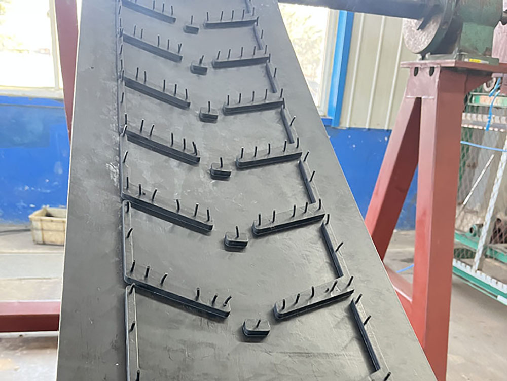 Конвейерная лента Chevron