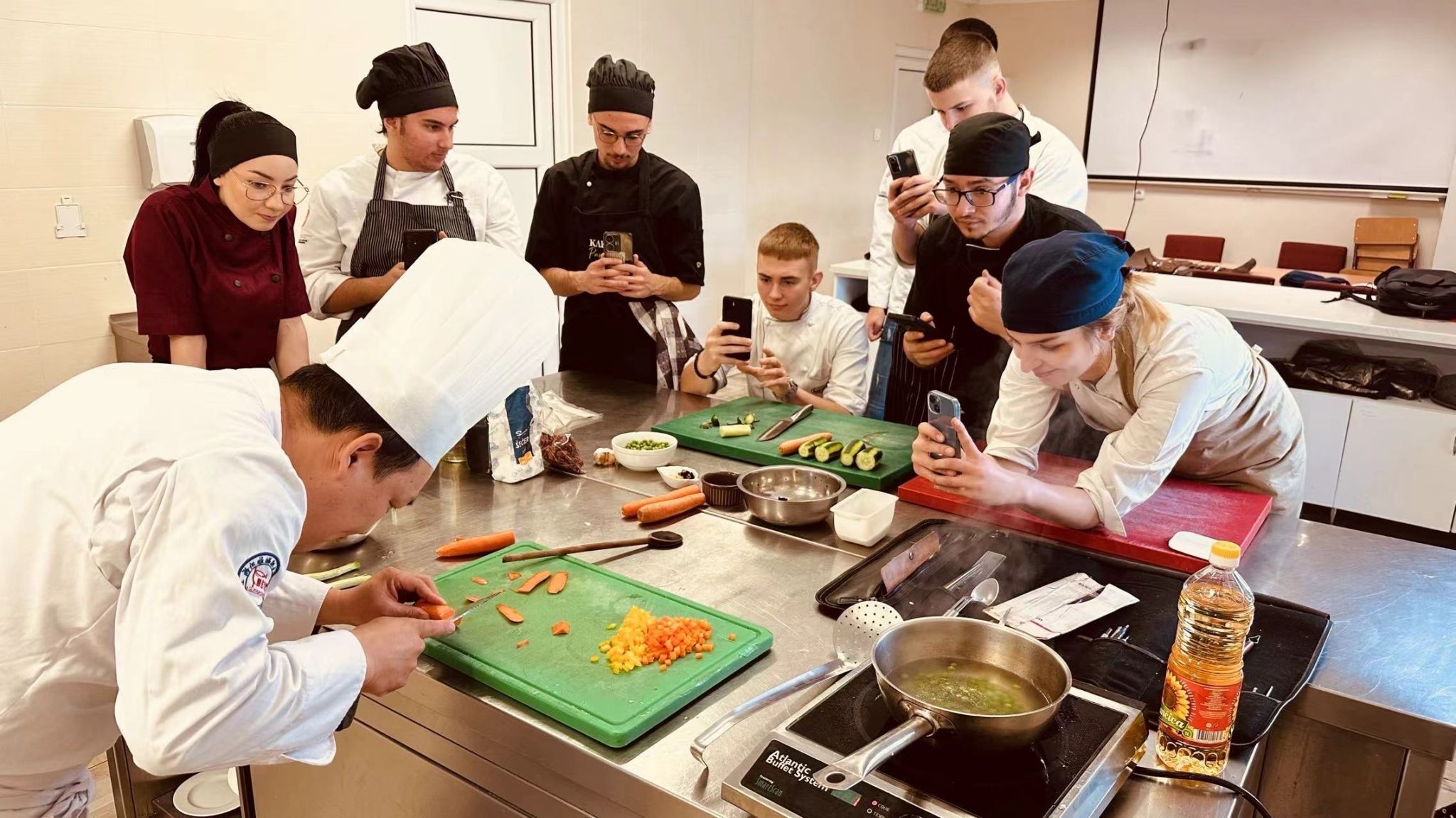 Sino-Serbian Tourism College Officially Opened in the New Semester of 2024