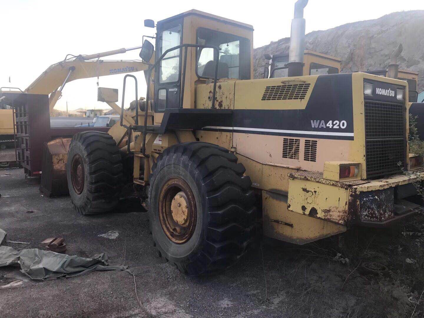 Привет погрузчик WA420