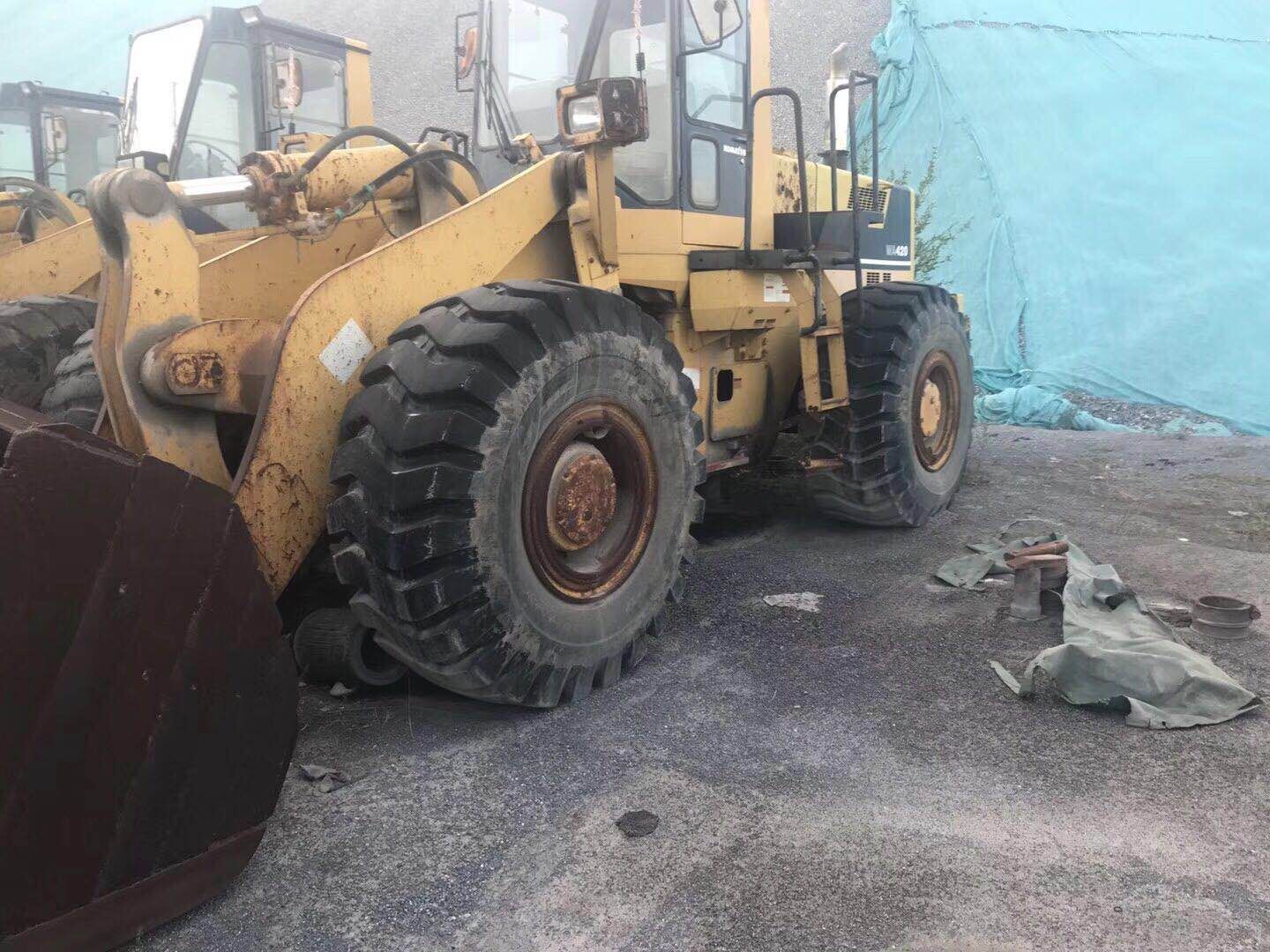 Привет погрузчик WA420