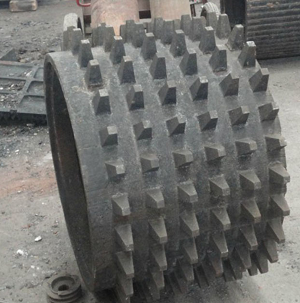 РОЛИКОВАЯ ДРОБИЛКА