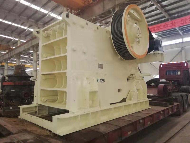 ЩЕКОВАЯ ДРОБИЛКА ROOTS C-125