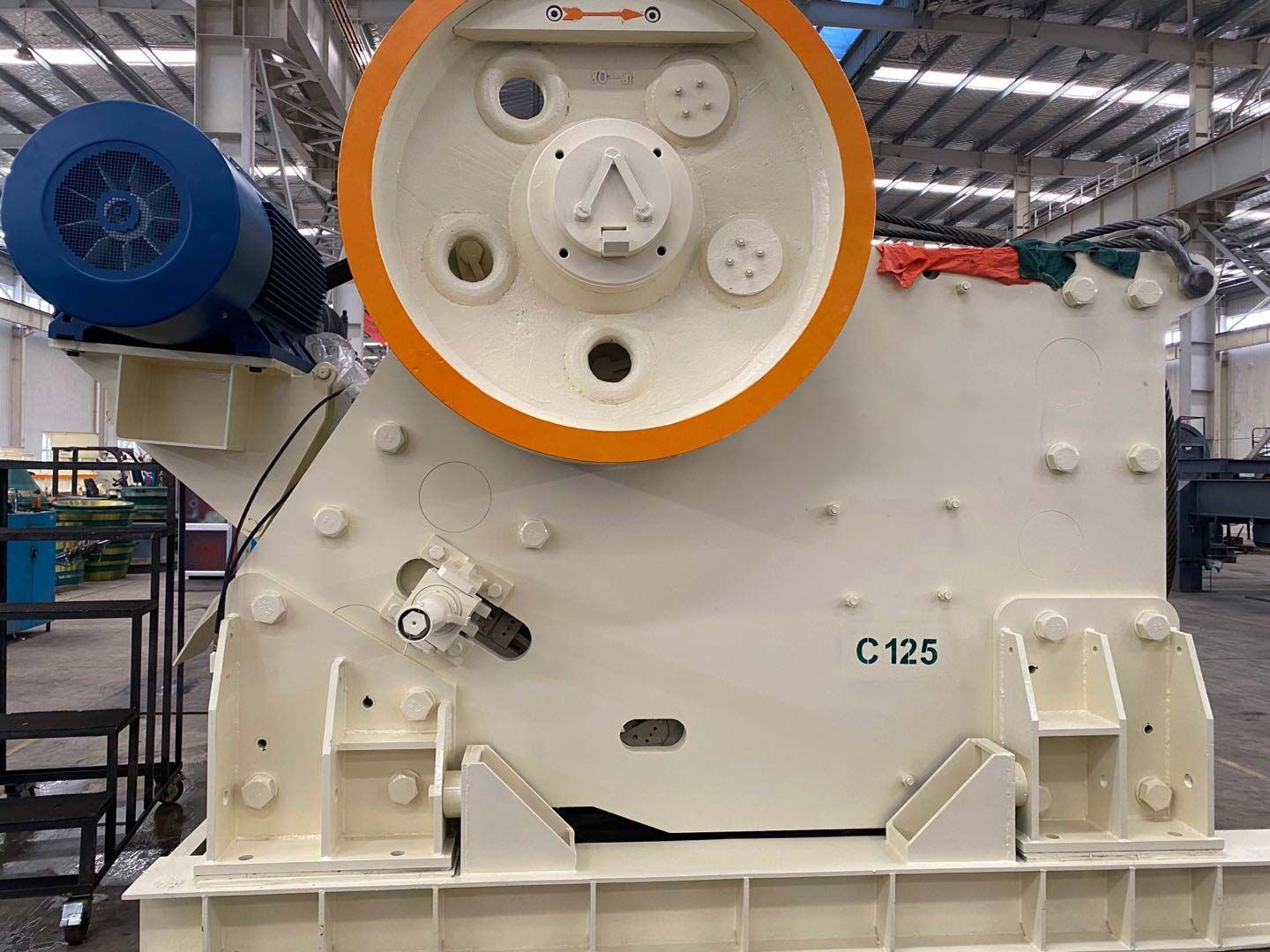 ЩЕКОВАЯ ДРОБИЛКА ROOTS C-125