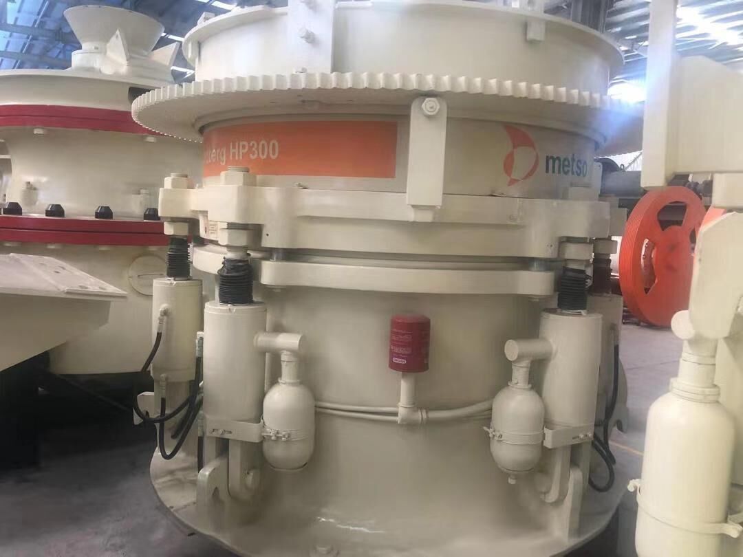 Метсо HP300 -2010