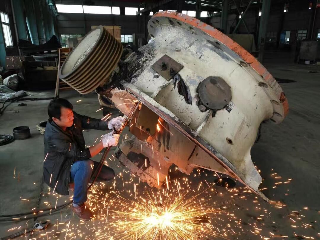 Защитная втулка metso GP11F