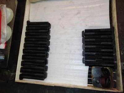 винт и гайка для metso C110