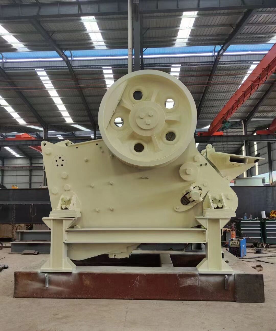 Мобильная шиномонтажная клеть Metso C-120