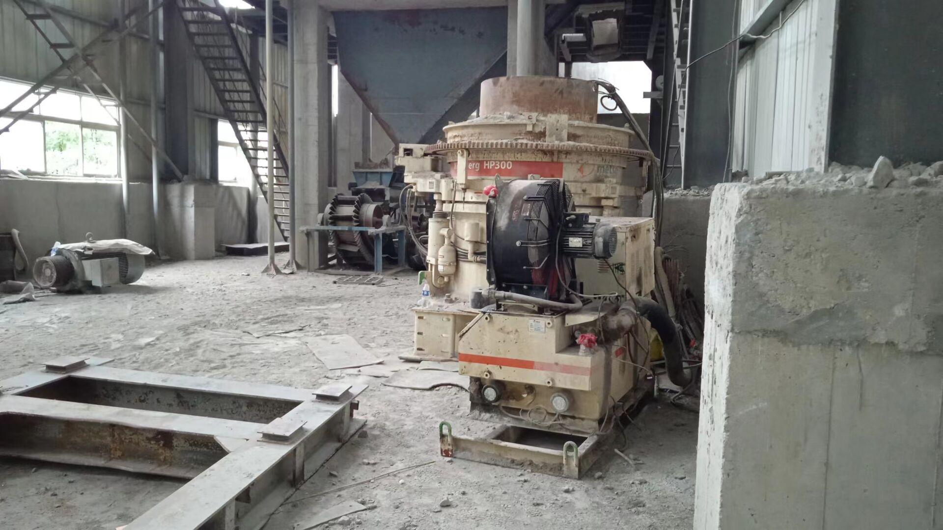 Metso Hp300 Год: 2008
